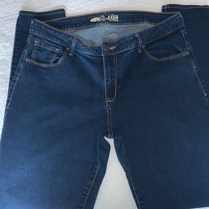 Old Navy Rock Star jeans size 16